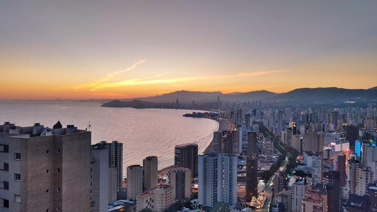 Lujoso Apartamento Con Vistas Al Mar En Mirador Del Mediterraneo By Gestaltur เบนิดอร์ม ภายนอก รูปภาพ