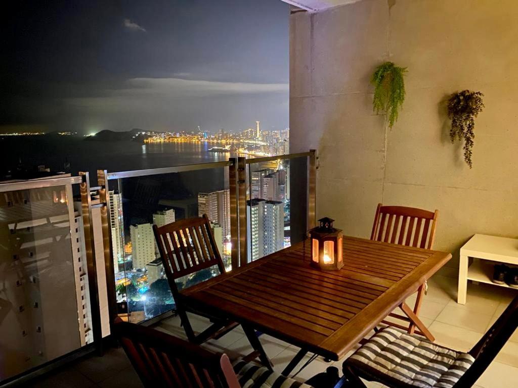 Lujoso Apartamento Con Vistas Al Mar En Mirador Del Mediterraneo By Gestaltur เบนิดอร์ม ภายนอก รูปภาพ